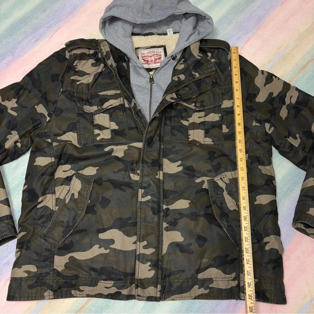Levis Sherpa Jacket Men's Size Large Camo Washed Cotton Trucker Military Utility